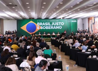 Conselhão entrega a Lula propostas de metas de desenvolvimento do país