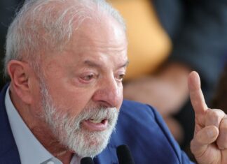 Lula cita feminicídios e cobra luta de homens contra a violência