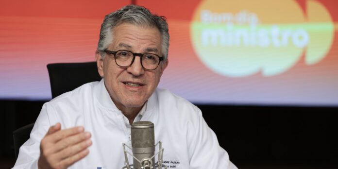 Nada justifica conflitos acabarem em bombardeio, diz ministro da Saúde
