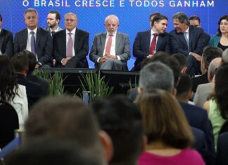 Lula cria comitê gestor e lança plataforma da reforma tributária