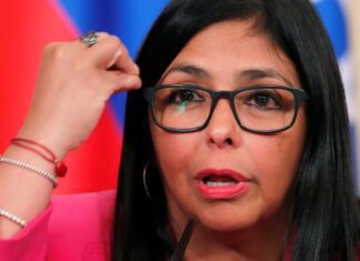Presidente interina da Venezuela defende agenda de colaboração Presidente interina da Venezuela defende agenda de colaboração