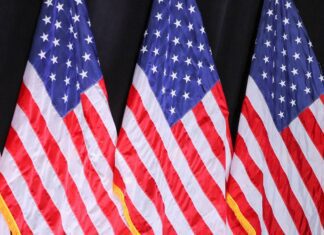 Juristas pedem que tribunal internacional investigue ação na Venezuela Juristas pedem que tribunal internacional investigue ação na Venezuela