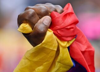 Lula e Petro conversam por telefone sobre situação na Venezuela Em carta, CNBB expressa apoio à Igreja na Venezuela