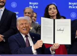 Trump lança em Davos Conselho de Paz criado por ele Trump lança em Davos Conselho de Paz criado por ele