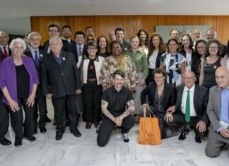 Governo debate combate ao antissemitismo com foco na educação