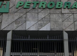 Petrobras reduz em 7,8% preço de venda do gás natural a distribuidoras