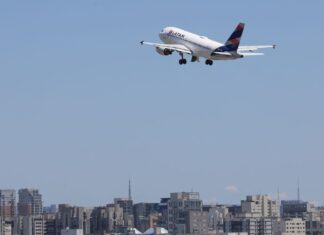 Greve na Argentina provoca alteração nos voos da Latam Greve na Argentina provoca alteração nos voos da Latam