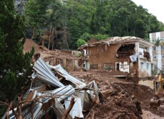 Lula deve sobrevoar áreas afetadas pelas chuvas em MG neste sábado