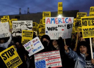 Desordem mundial de Trump: ONG alerta para autoritarismo em 100 países Desordem mundial de Trump: ONG alerta para autoritarismo em 100 países