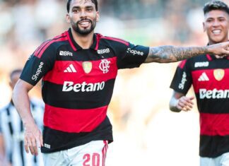 Paquetá desencanta, Flamengo vence Botafogo e vai à semi do Carioca Paquetá desencanta, Flamengo vence Botafogo e vai à semi do Carioca