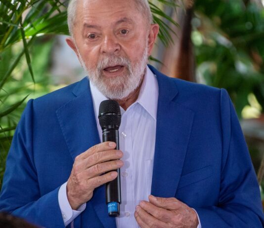 “Não podemos nos conformar com homens matando mulheres”, diz Lula