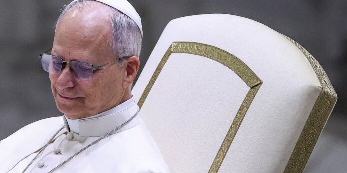 Papa Leão lamenta que guerra contra Irã "esteja cada vez pior"
