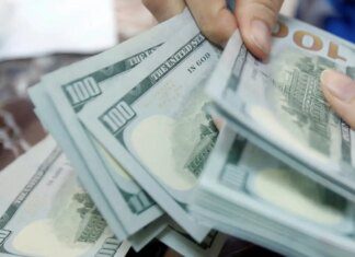 Dólar cai para R$ 5,22, e bolsa sobe 1,6% com alívio no Oriente Médio