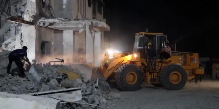 Israel e Irã lançam mais ataques à medida que crise se aprofunda
