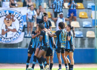 Grêmio supera Internacional por 2 a 1 no Brasileiro Feminino Grêmio supera Internacional por 2 a 1 no Brasileiro Feminino