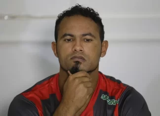 Justiça Manda Ex-goleiro Bruno Voltar à Prisão Após Viagem Sem Autorização