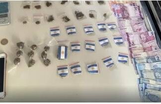 PM Prende Jovem Por Tráfico De Drogas Em Feira De Santana