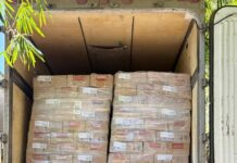 Polícia Apreende 25 Toneladas De Salsichas Vencidas Na BR-324, Na Bahia