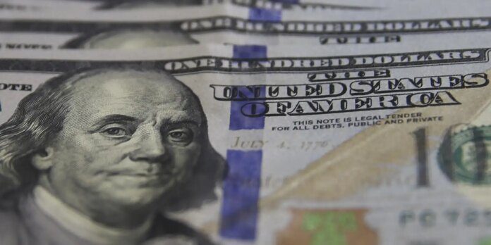 Oriente Médio: dólar sobe para R$ 5,25 com retorno das Oriente Médio: dólar sobe para R$ 5,25 com retorno das tensões