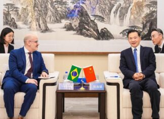 EBC firma parceria inédita com China Media Group EBC firma parceria inédita com China Media Group