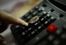 Inflação oficial recua para 3,81%, com variação de 0,7% em fevereiro