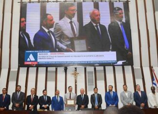 Emerson Ferretti Recebe Título De Cidadão Baiano