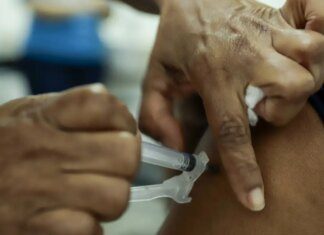 Campanha de vacinação contra a gripe começa neste sábado em SP