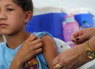 Vacinação de meninos contra o HPV chega a 74% no estado de São Paulo