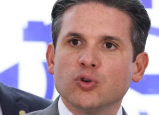 Motta diz que fim da escala 6×1 será debatida por meio de PEC