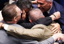 Senado rejeita indicação de Messias para STF