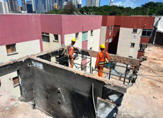 Demolição Avança E Parte Da Estrutura Comprometida Já Foi Retirada No Stiep