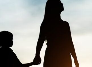 Lei reserva vagas de trabalho para mães de PCDs no Amazonas