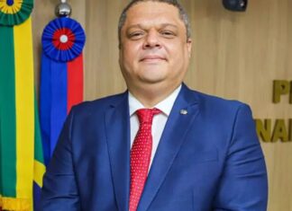 Prefeito de Cabedelo (PB), eleito no domingo, é afastado do cargo