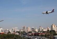 Empresas aéreas terão linha de crédito para enfrentar alta de custos