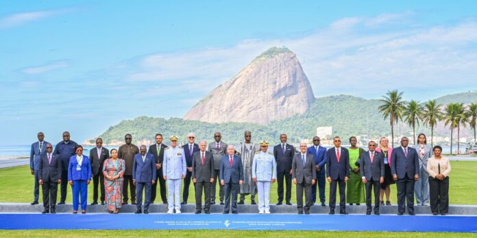 Brasil assume aliança e pede Atlântico Sul livre de guerras e tensões
