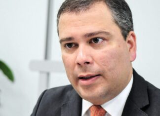 STF decide manter ex-presidente do BRB preso em regime fechado