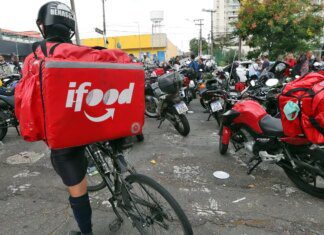 Lula defende previdência social para profissionais de aplicativos