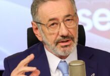 Ministro diz que país não quer apenas exportar minerais críticos