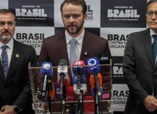 Brasil e EUA anunciam acordo de combate ao tráfico de armas e drogas