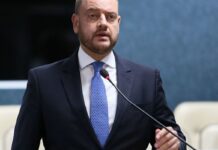 Governador em exercício do Rio troca comando de secretarias