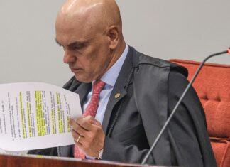 Moraes envia à PGR pedido para investigar recursos do filme Dark Horse