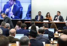 Boulos critica compensação a empresas pelo fim da escala 6×1