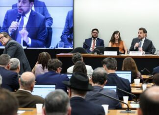 Boulos critica compensação a empresas pelo fim da escala 6×1