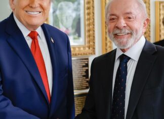 Lula deixa a Casa Branca após reunião com Trump Lula deixa a Casa Branca após reunião com Trump