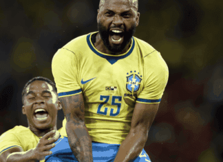Ancelotti escala 2 times e seleção se despede com goleada sobre Panamá Ancelotti escala 2 times e seleção se despede com goleada sobre Panamá
