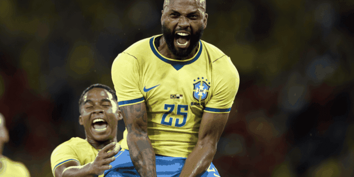 Ancelotti escala 2 times e seleção se despede com goleada Ancelotti escala 2 times e seleção se despede com goleada sobre Panamá