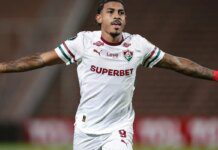 Fluminense arranca empate na Argentina e continua vivo na Libertadores Fluminense arranca empate na Argentina e continua vivo na Libertadores