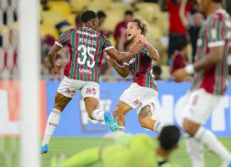 Fluminense avança e Flamengo garante melhor campanha da Libertadores Fluminense avança e Flamengo garante melhor campanha da Libertadores