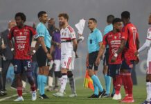 Jogo do Flamengo na Libertadores é cancelado por atos de vandalismo Jogo do Flamengo na Libertadores é cancelado por atos de vandalismo