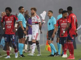 Jogo do Flamengo na Libertadores é cancelado por atos de vandalismo Jogo do Flamengo na Libertadores é cancelado por atos de vandalismo